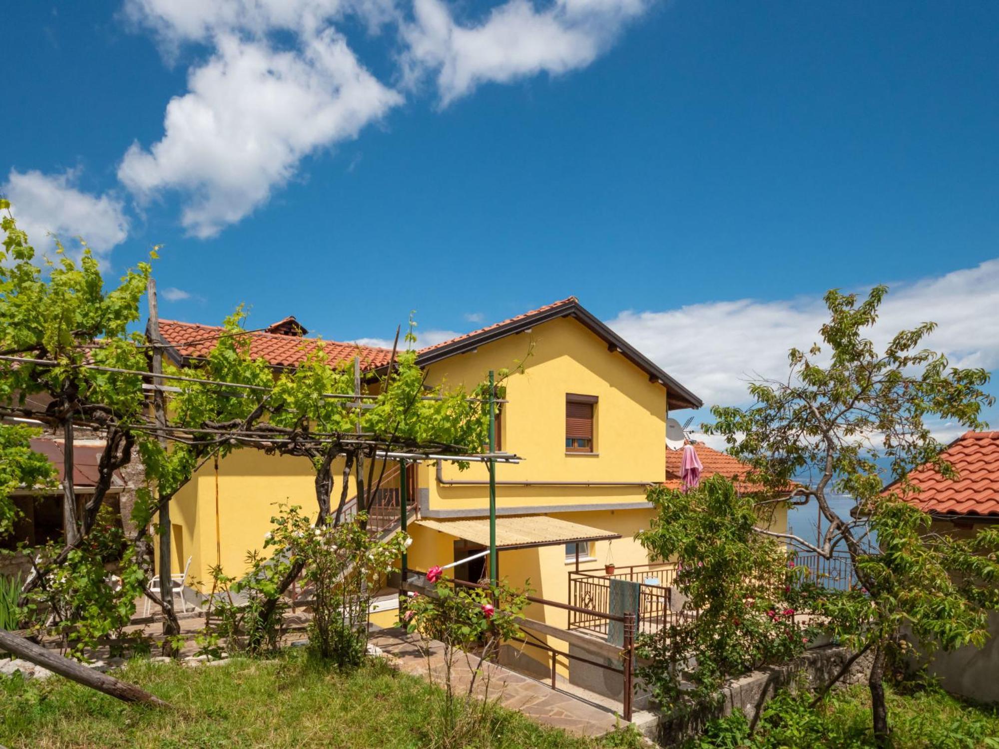 Ema By Interhome Apartment *